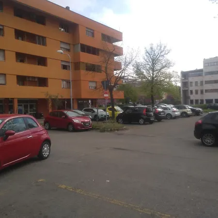 Alojamento de Acomodação e Pequeno-almoço Casa Girasole *
