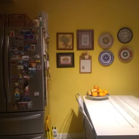 לינה וארוחת בוקר Casa Girasole מודנה