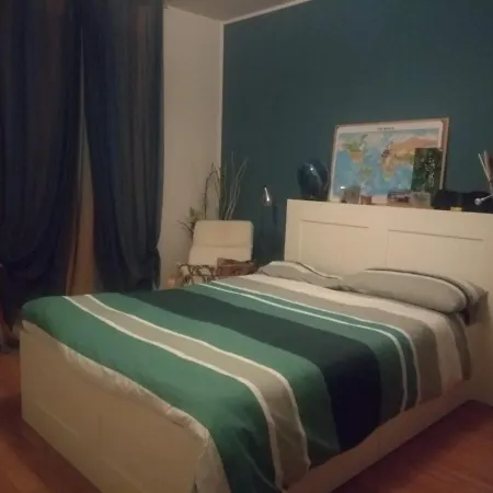 לינה וארוחת בוקר Casa Girasole מודנה